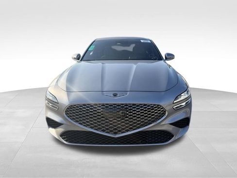 Used 2025 Genesis G70 2.5T RWD image 32