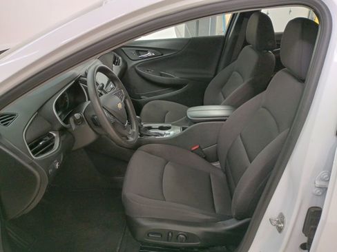 Used 2024 Chevrolet Malibu LT image 18