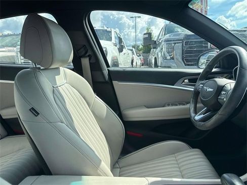 Used 2023 Genesis G70 2.0T w/ Sport Prestige Package image 10