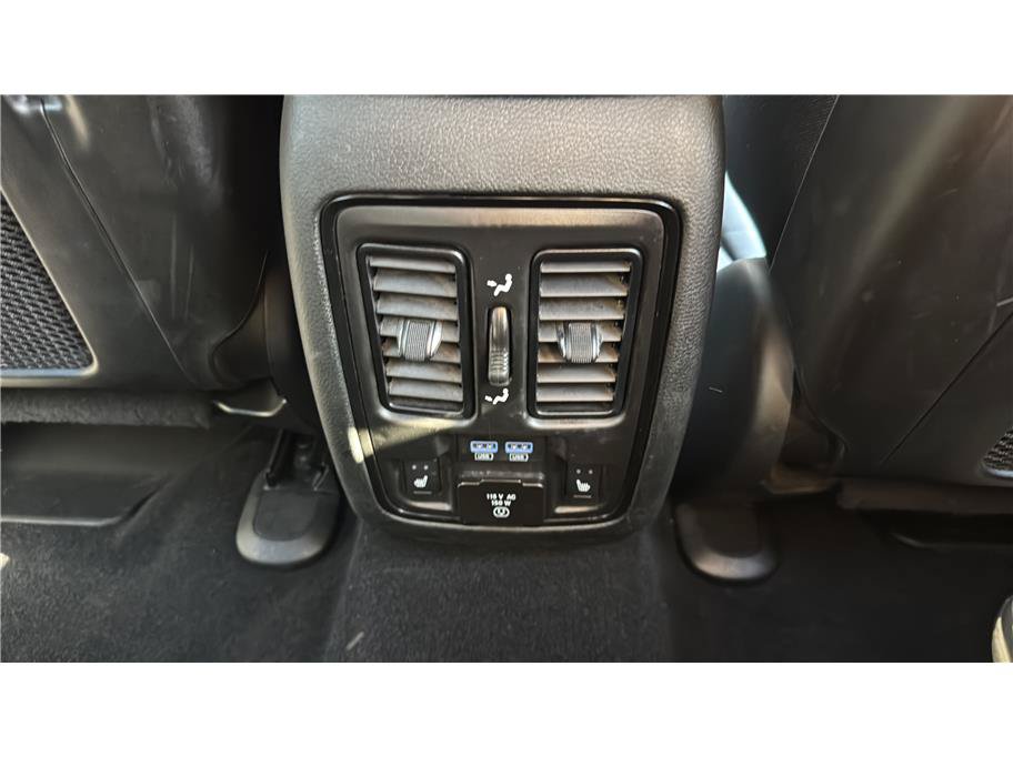 Used 2024 Dodge Durango GT AWD/4WD image 16