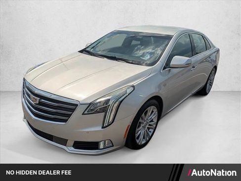 Used 2019 Cadillac XTS Luxury FWD image 1