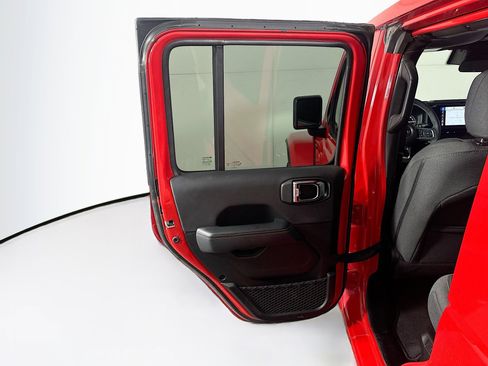 Used 2025 Jeep Wrangler Sahara w/ Safety Group image 26