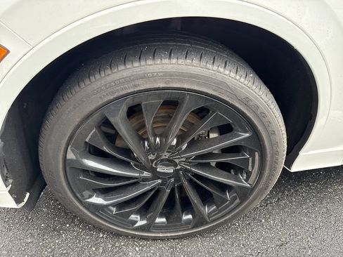 Used 2025 Lincoln Aviator Reserve w/ Equipment Group 201A image 7