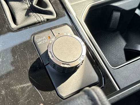 Used 2023 Toyota Tundra SR5 image 17