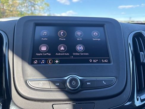 Used 2022 Chevrolet Equinox RS w/ LPO, Floor Liner Package image 26