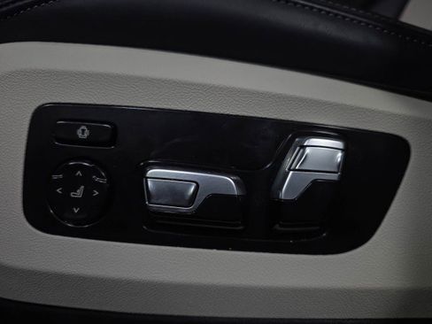 Used 2023 BMW X6 xDrive40i w/ Executive Package image 31