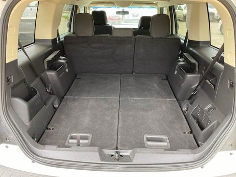 Used 2014 Ford Flex SEL FWD image 18