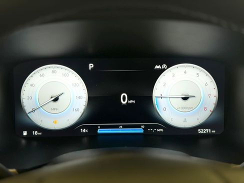 Used 2023 Hyundai Santa Fe Limited image 15