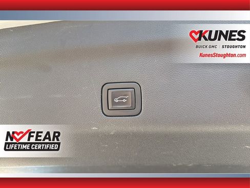 Used 2024 Chevrolet Suburban High Country image 49