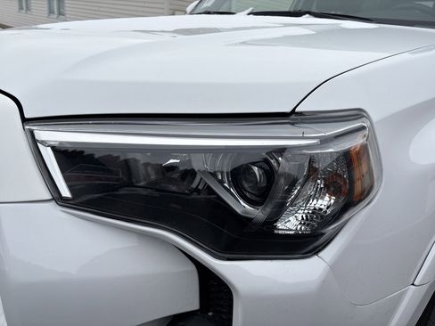 Used 2024 Toyota 4Runner SR5 Premium image 10