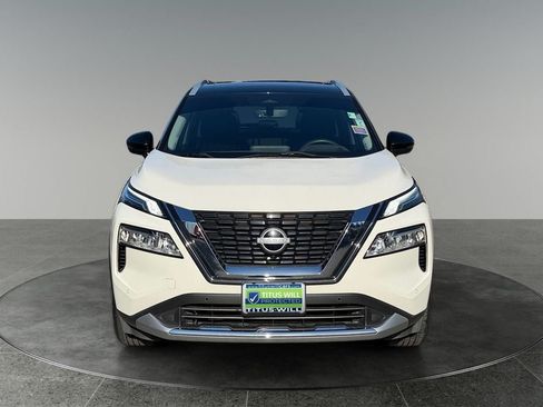 Used 2023 Nissan Rogue Platinum w/ Platinum Premium Package AWD/4WD image 2