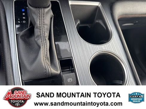 Used 2023 Toyota Sienna XSE image 21