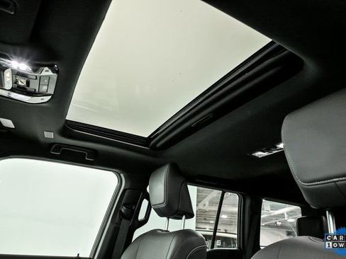 Used 2024 Lexus GX 550 w/ Cold Area Package image 13