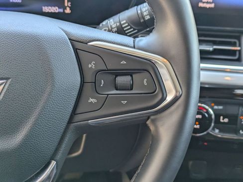 Used 2025 Chevrolet Trax LT w/ LT Convenience Package image 20