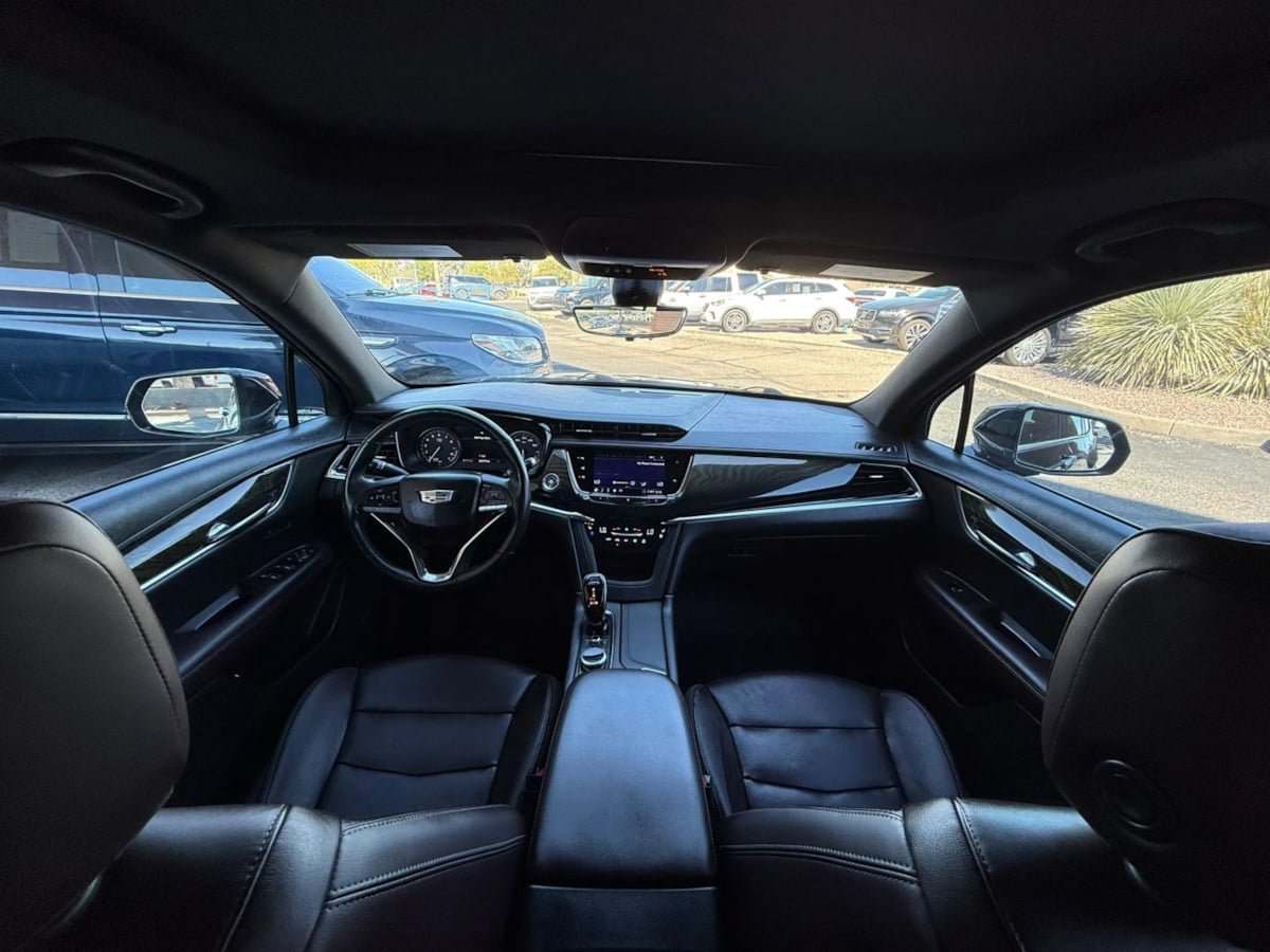 Used 2020 Cadillac XT6 Premium Luxury FWD image 49