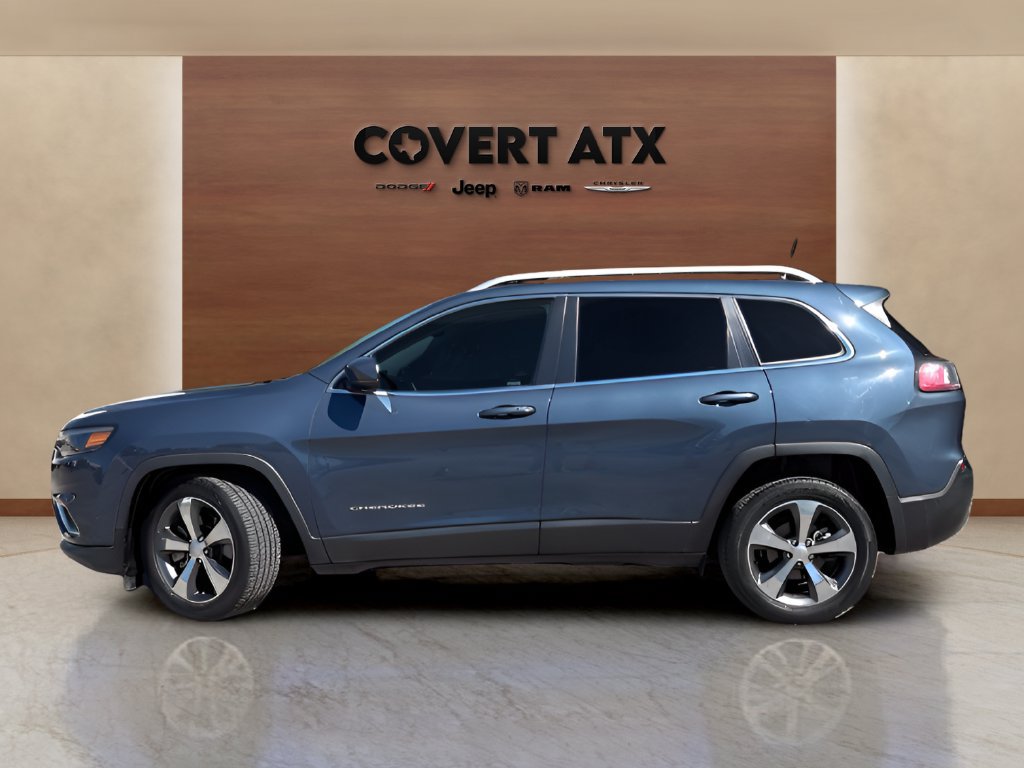 Used 2019 Jeep Cherokee Limited w/ Technology Group FWD image 2