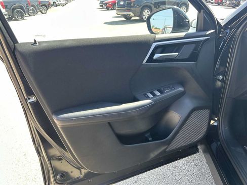 Used 2024 Mitsubishi Outlander ES AWD/4WD image 22