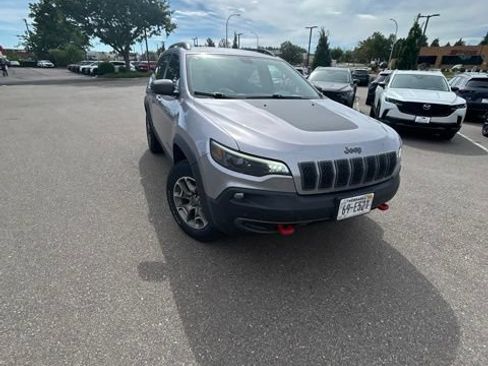 Used 2020 Jeep Cherokee Trailhawk w/ Comfort/Convenience Group AWD/4WD image 2