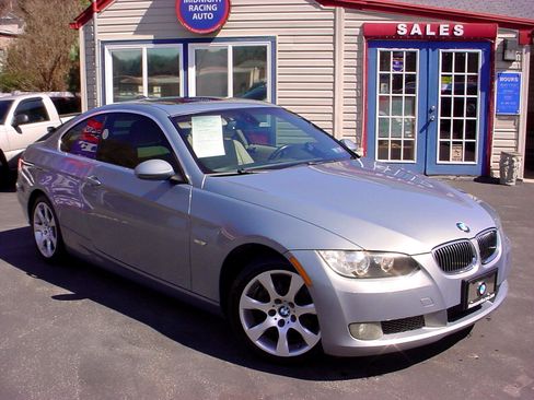 Used 2007 BMW 328xi Coupe image 2