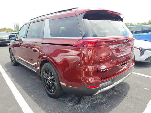 Used 2024 Kia Carnival SX FWD image 11