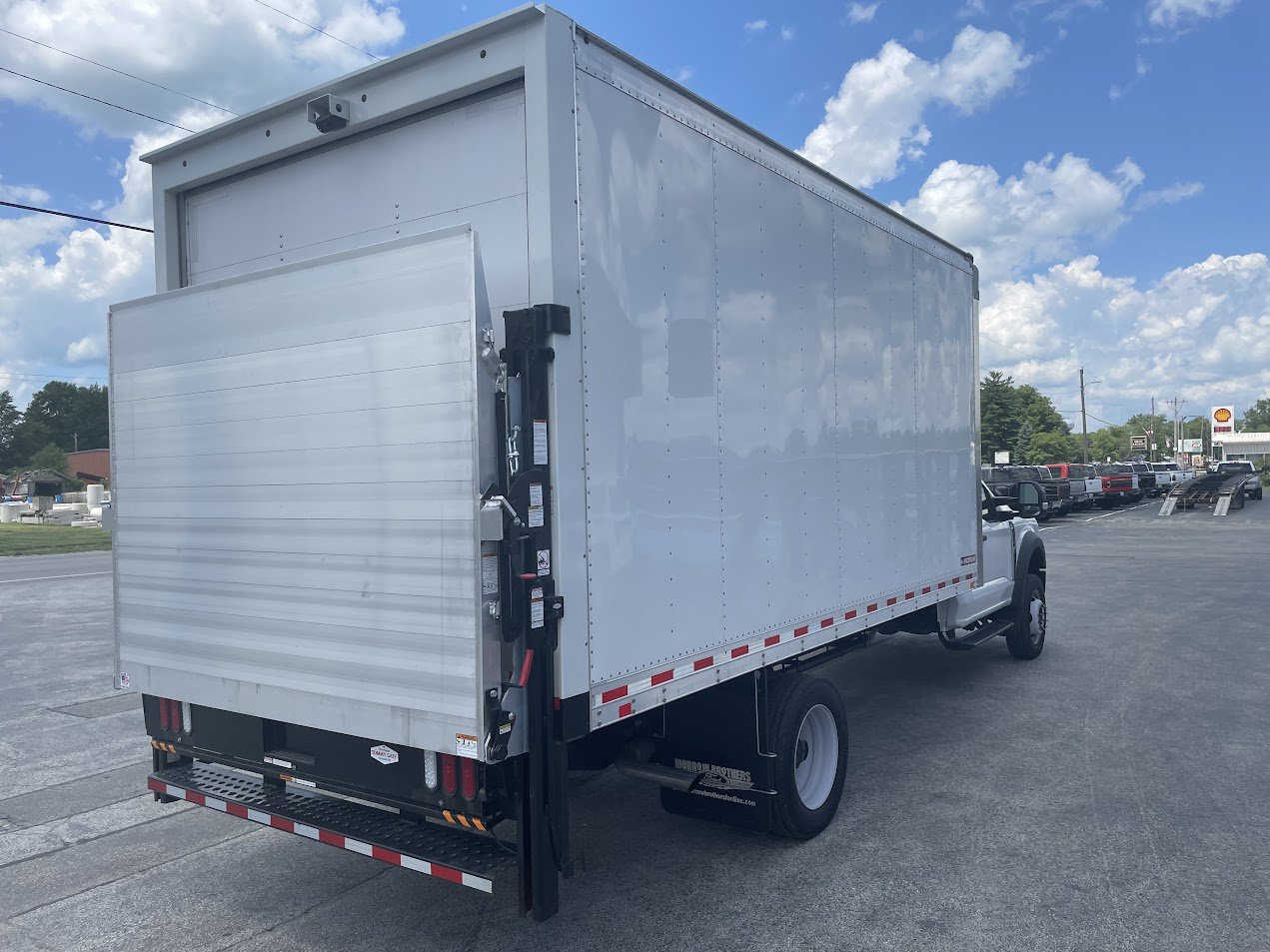 Used 2024 Ford F550 2WD Regular Cab Super Duty image 4