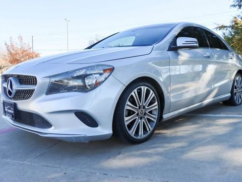 Used 2018 Mercedes-Benz CLA 250 image 3