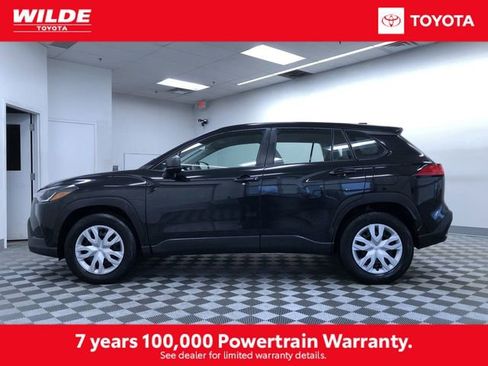 Certified 2023 Toyota Corolla Cross L AWD/4WD image 3