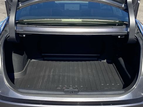 Used 2023 Toyota Crown XLE AWD/4WD image 22