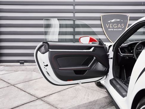 Used 2024 Porsche 911 Turbo S image 34