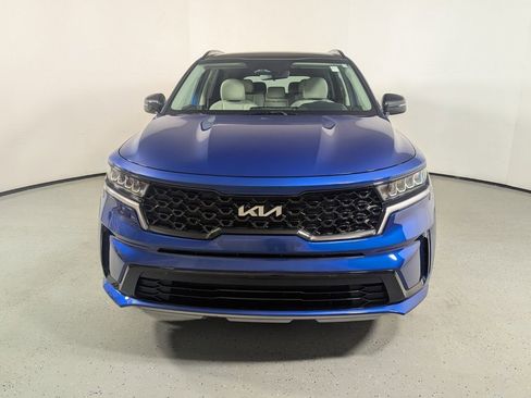 Used 2023 Kia Sorento S w/ Panoramic Sunroof Package FWD image 2