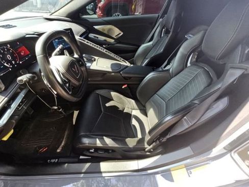 Used 2025 Chevrolet Corvette Stingray Preferred Cpe w/ Z51 Performance Package RWD image 6