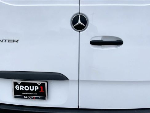Used 2025 Mercedes-Benz Sprinter 2500 image 10