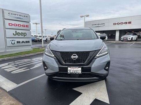 Used 2023 Nissan Murano SV w/ SV Midnight Edition Package image 11