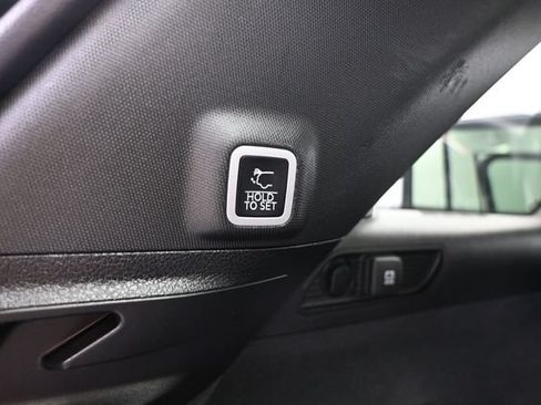 Used 2023 Jeep Grand Cherokee Summit AWD/4WD image 45