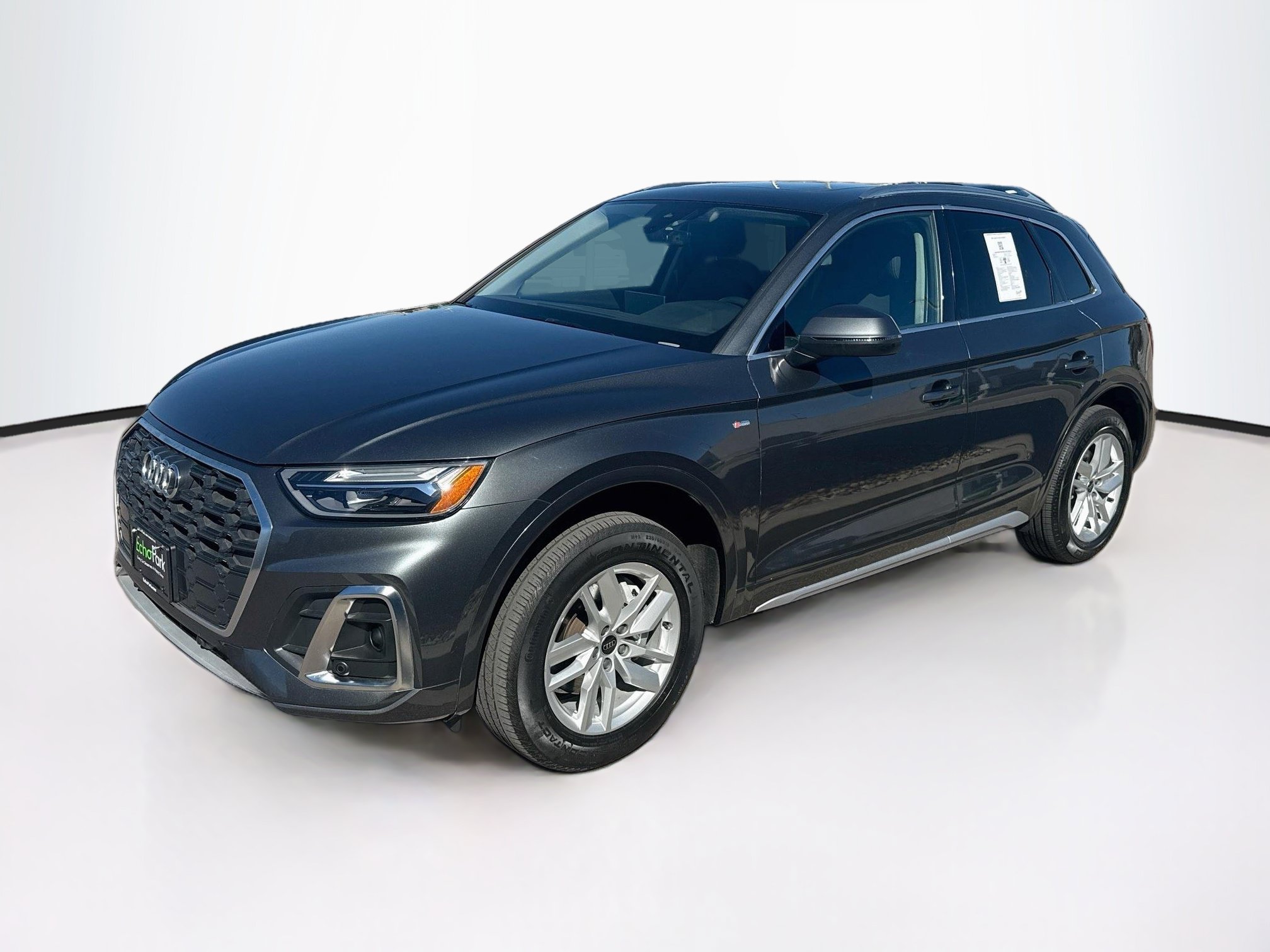 Used 2023 Audi Q5 2.0T Premium w/ Convenience Package AWD/4WD image 3