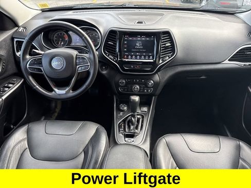 Used 2020 Jeep Cherokee Limited image 12