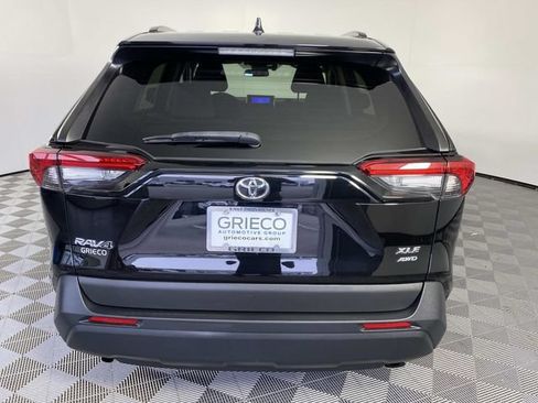 Used 2024 Toyota RAV4 XLE w/ Convenience Package AWD/4WD image 7