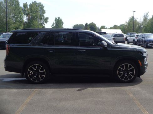Used 2025 Chevrolet Tahoe RST w/ RST Capability Package AWD/4WD image 4