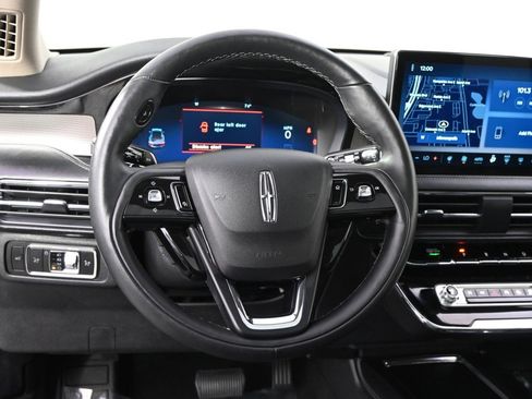 New 2025 Lincoln Corsair Reserve w/ Jet Appearance Package image 12