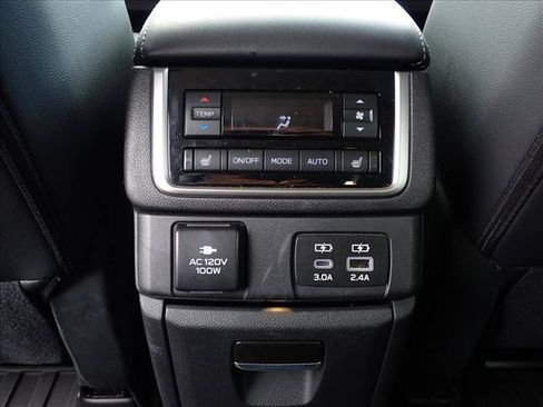 Used 2025 Subaru Ascent Touring w/ Popular Package #1 AWD/4WD image 11