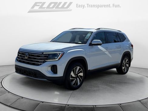 New 2026 Volkswagen Atlas SEL image 3