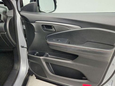 Used 2023 Honda Passport TrailSport image 27