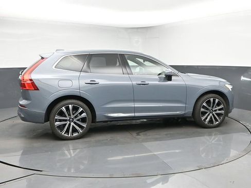 Used 2023 Volvo XC60 B5 Ultimate AWD/4WD image 9