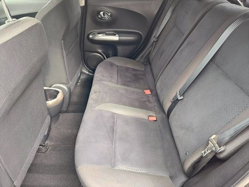 Used 2011 Nissan Juke SV image 17