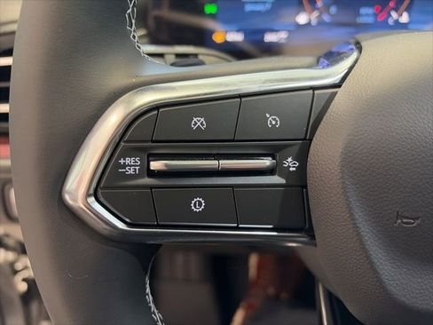 New 2026 Chevrolet Traverse Z71 w/ LPO, Floor Liner Package image 18