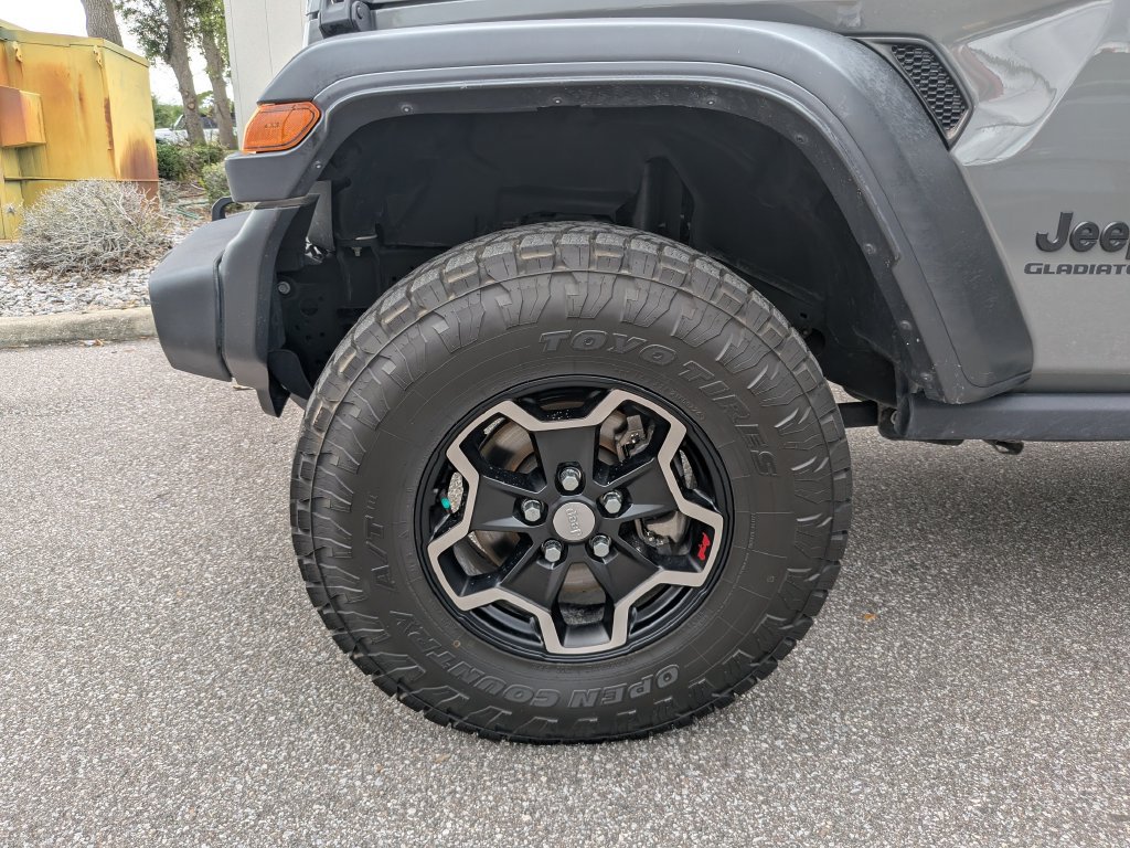 Used 2020 Jeep Gladiator Sport w/ Quick Order Package 24S AWD/4WD image 36