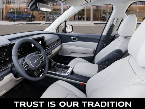 New 2026 Kia Carnival SX image 17