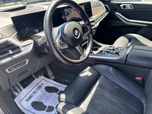 Certified 2024 BMW X7 xDrive40i w/ Executive Package AWD/4WD image 23