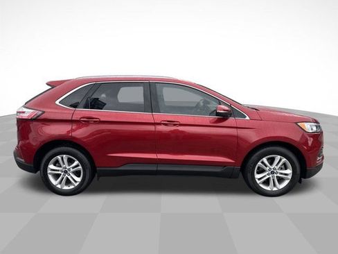 Used 2020 Ford Edge SEL w/ Convenience Package image 4