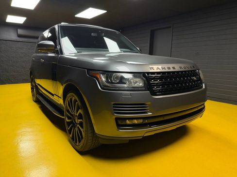 Used 2014 Land Rover Range Rover Supercharged AWD/4WD image 3